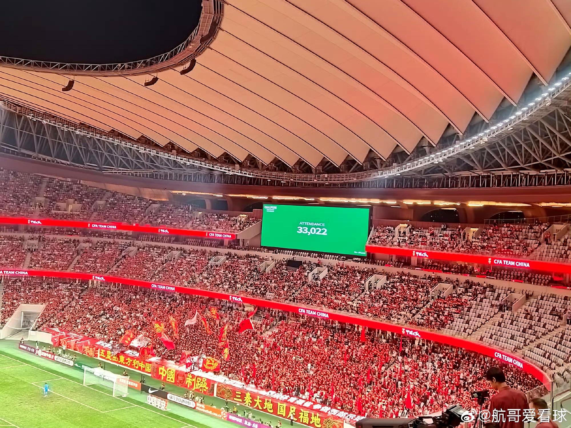 星空app-清晨中超传出新动向，亚特兰大豪取连胜，管理层表态：赛场秩序良好，控场能力受关注的简单介绍-星空app